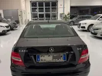 Usata Mercedes C220 Avantgarde 170 CV (125 kW) 2012 Nero Berlina