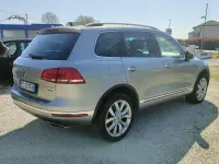 Usata VW Touareg Executive 204 CV (150 kW) 2015 Argento SUV