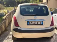 Usata Lancia Ypsilon 54 CV (39 kW) 2004 Giallo Utilitaria