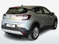 Usata Renault Captur Equilibre 101 CV (74 kW) 2023 Grigio scuro SUV