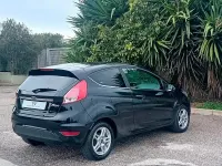 Usata Ford Fiesta Titanium 75 CV (55 kW) 2015 Nero Utilitaria