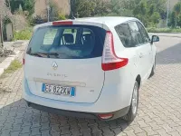 Usata Renault Scénic III 110 CV (80 kW) 2011 Monovolume