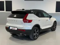 Usata Volvo XC40 R-Design 190 CV (139 kW) 2018 Bianco SUV