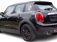 Usata Mini Cooper D 116 CV (85 kW) 2018 Nero Utilitaria