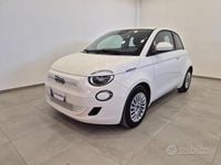 Begagnad Fiat 500e Action 69 kW (95 HK) 2022 Vit Sedan