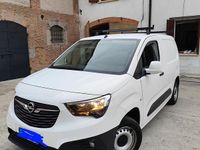 Begagnad Opel Combo 102 HK (75 kW) 2019 Vit Minibuss