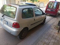 Usata Renault Twingo 75 CV (55 kW) 2003 Grigio Utilitaria