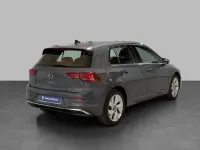 Usata VW Golf VIII Style 150 CV (110 kW) 2025 Dolphin grey metallizzato Berlina