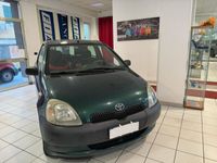 usata Toyota Yaris 1.0i 16V cat 3 porte