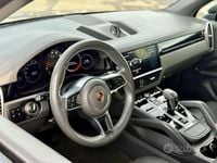 Usata Porsche Cayenne Platinum Edition 340 CV (250 kW) 2019 Grigio scuro SUV