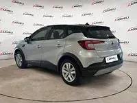 Usata Renault Captur Evolution 145 CV (106 kW) 2022 Grigio SUV