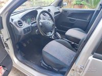 Usata Ford Fiesta 90 CV (66 kW) 2008 Grigio Utilitaria