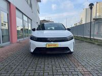Usata Opel Corsa 101 CV (74 kW) 2024 Bianco Utilitaria