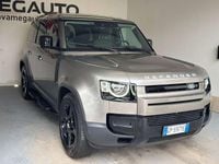 Usata Land Rover Defender SE Dynamic 250 CV (183 kW) 2024 Oro SUV