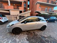 Usado Opel Corsa 69 HP (50 kW) 2016 Cinzento Coupé