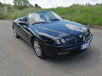 Usata Alfa Romeo Spider 155 CV (114 kW) 2000 Nero Cabrio