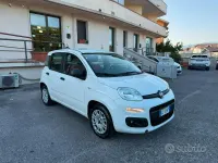Usata Fiat Panda Lounge 69 CV (50 kW) 2020 Bianco Utilitaria
