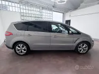 Usata Ford S-MAX Titanium 163 CV (119 kW) 2011 Blu Monovolume