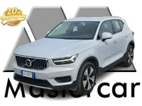 Usata Volvo XC40 Inscription 129 CV (94 kW) 2021 Argento SUV
