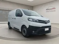 Usata Toyota Proace Active 120 CV (88 kW) 2022 Bianco met Monovolume