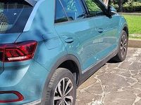 Usata VW T-Roc Life 116 CV (85 kW) 2023 Blu/azzurro SUV