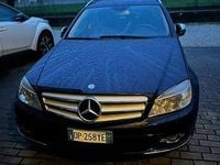 Usado Mercedes 320 224 CV (164 kW) 2008 Azul Berlina