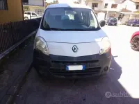 Usata Renault Kangoo 75 CV (55 kW) 2010 Bianco Monovolume