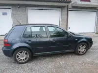 Usata VW Golf IV 105 CV (77 kW) 2002 Blu Berlina
