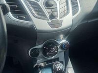 Usata Ford Fiesta Business Edition 69 CV (50 kW) 2012 Utilitaria