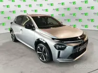 Nuova Lancia Ypsilon 101 CV (74 kW) 2026 Grigio Utilitaria