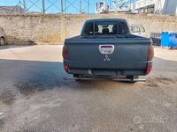 Usata Mitsubishi L 178 CV (130 kW) 2010 Grigio SUV