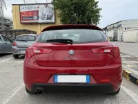 Usata Alfa Romeo Giulietta 120 CV (88 kW) 2014 Rosso Utilitaria