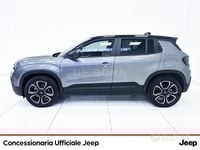 Usata Jeep Avenger 114 kW (156 CV) 2023 Grigio SUV