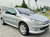 Usata Peugeot 206 CC Quiksilver 110 CV (80 kW) 2004 Argento Cabrio