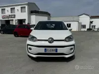 Usata VW up! move up! 60 CV (44 kW) 2017 Bianco Utilitaria