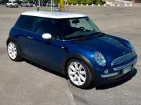 Usata Mini Cooper 116 CV (85 kW) 2002 Blu Utilitaria