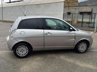 Usata Lancia Ypsilon 69 CV (50 kW) 2005 Grigio Utilitaria