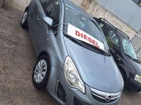 Usata Opel Corsa Edition 75 CV (55 kW) 2012 Berlina