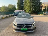 Usata Mercedes A180 109 CV (80 kW) 2017 Grigio Utilitaria
