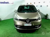 Usata Renault Scenic E-Tech 110 CV (80 kW) 2013 Marrone Utilitaria