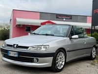 Usata Peugeot 306 Cabriolet 88 CV (64 kW) 2000 Grigio Cabrio