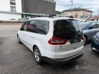 Usata Ford Galaxy Titanium 163 CV (119 kW) 2011 Bianco Monovolume