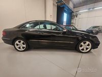 Usata Mercedes CLK270 Avantgarde 170 CV (125 kW) 2005 Nero Coupé