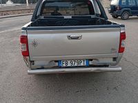 Usata Isuzu D-Max 131 CV (96 kW) 2006 Grigio Pick-up