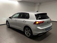 Usata VW Golf VIII R-line 150 CV (110 kW) 2023 Argento Utilitaria