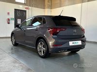 Begagnad VW Polo R-line 95 HK (69 kW) 2022 Grå Halvkombi