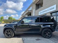 Usata Land Rover Defender SE 249 CV (183 kW) 2023 Grigio SUV