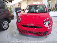 Nuova Fiat 600 Icon 110 CV (80 kW) 2025 Rosso SUV