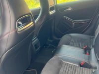 Usata Mercedes A180 AMG 2016 Bianco Berlina