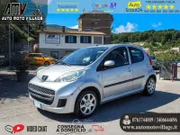 Gebraucht Peugeot 107 68 PS (50 kW) 2011 Silber Kleinwagen